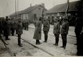 Кайзер Карл I з німецькими офіцерами у Ходорові (1917) (7).jpg