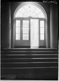 Вхід до адміністраційної будівлі Ходорівської цукроварні (1930) (1).jpg