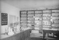 Магазин алебастрових виробів у Журавно (1938).jpg