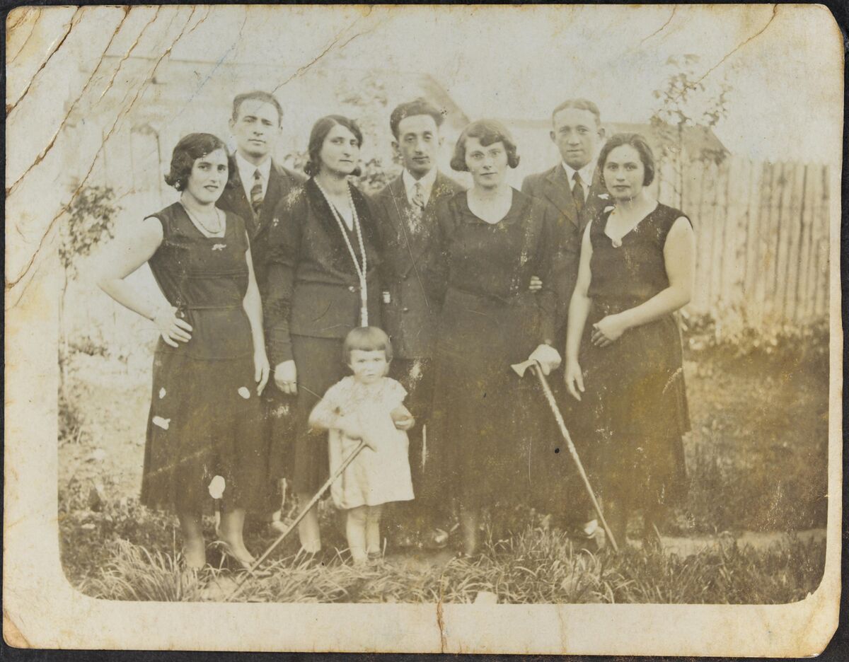 Єврейська сім'я у Ходорові (1930)