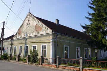 Будівля школи (староства) в Жидачеві