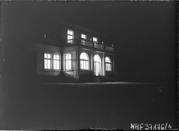 Вхід до адміністраційної будівлі Ходорівської цукроварні (1930) (2)