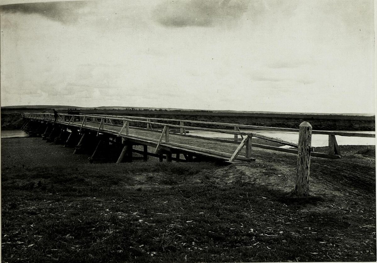 Дерев'яний міст через річку Стрий у Волцнові (1915)