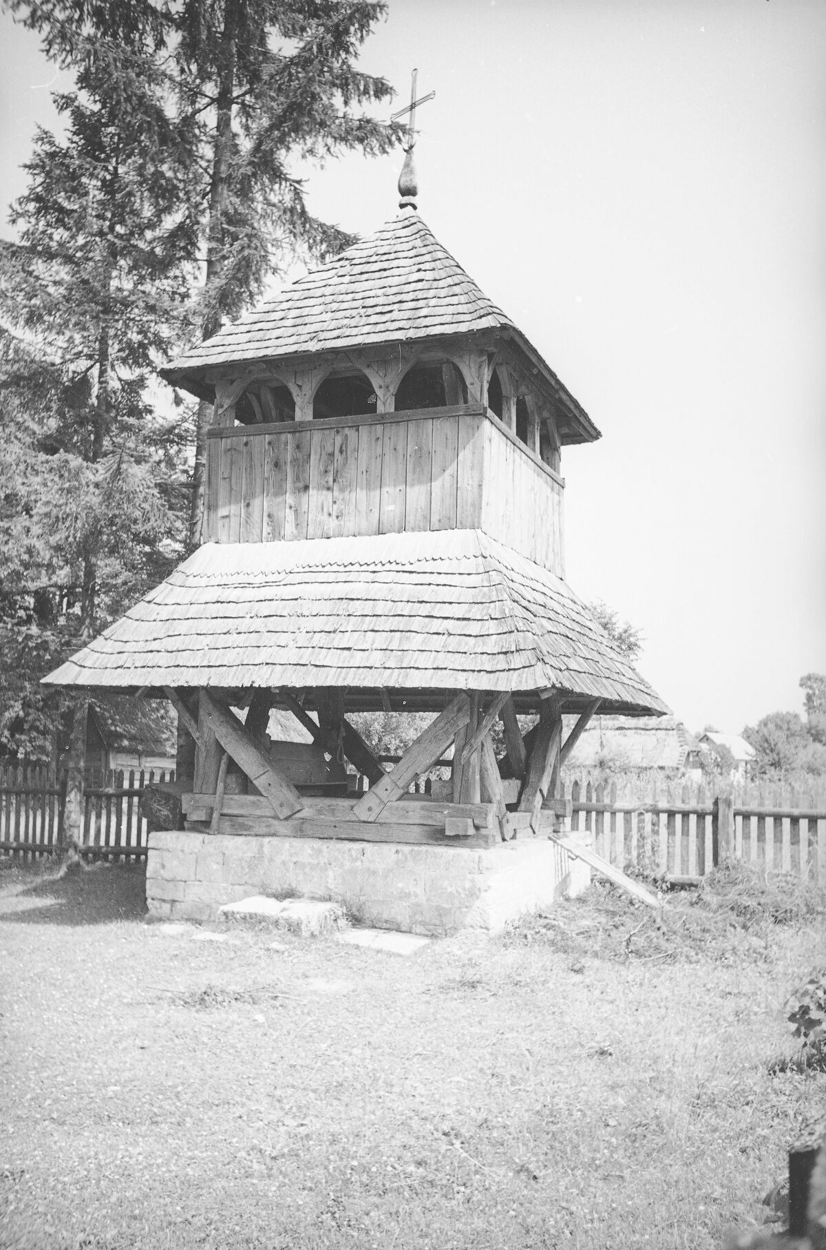 Дзвіниця церкви святого Архистратига Михаїла в Миколаєві (1938)