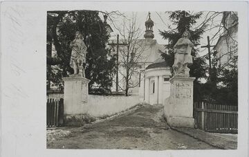 Костел і монастир Кармелітів у Роздолі