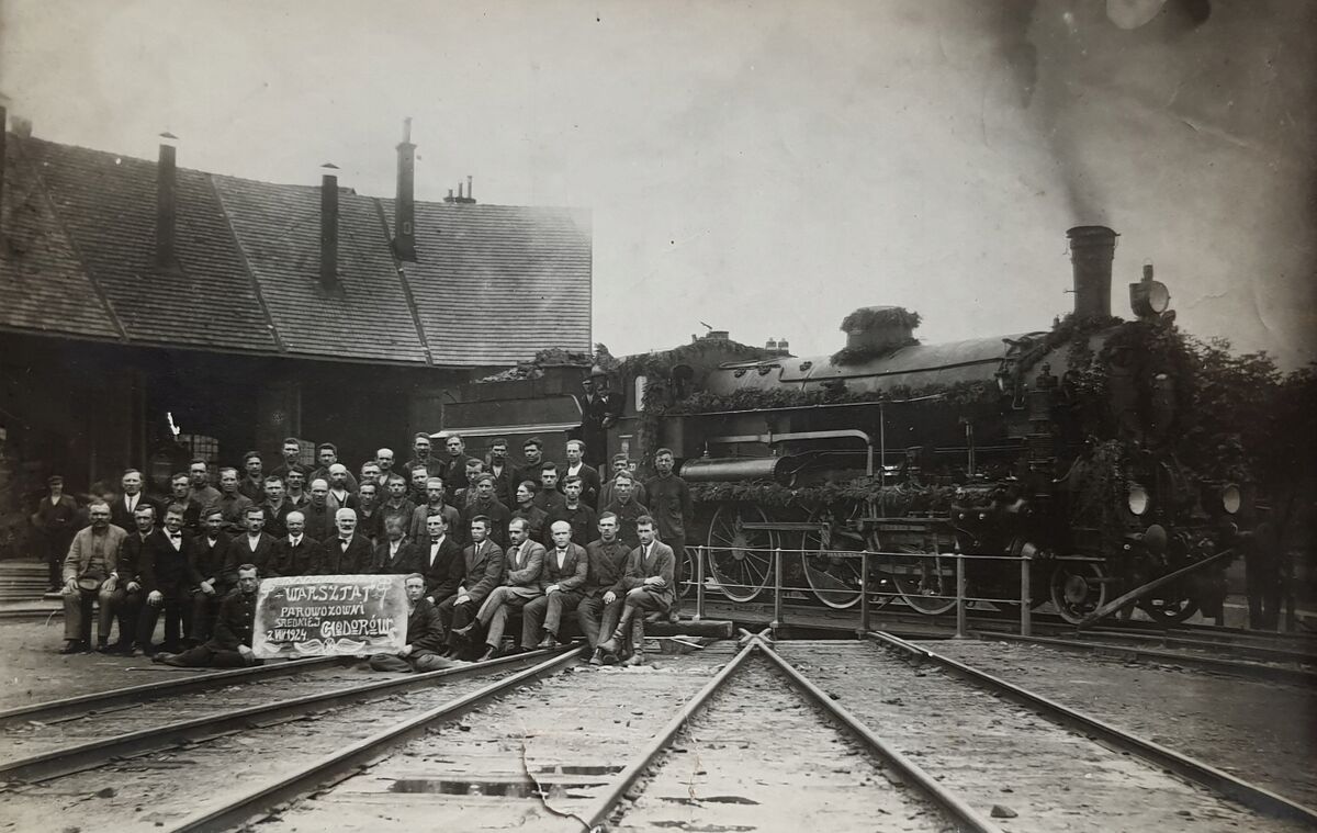 Майстерня середнього паровозного депо в Ходорові (1924)