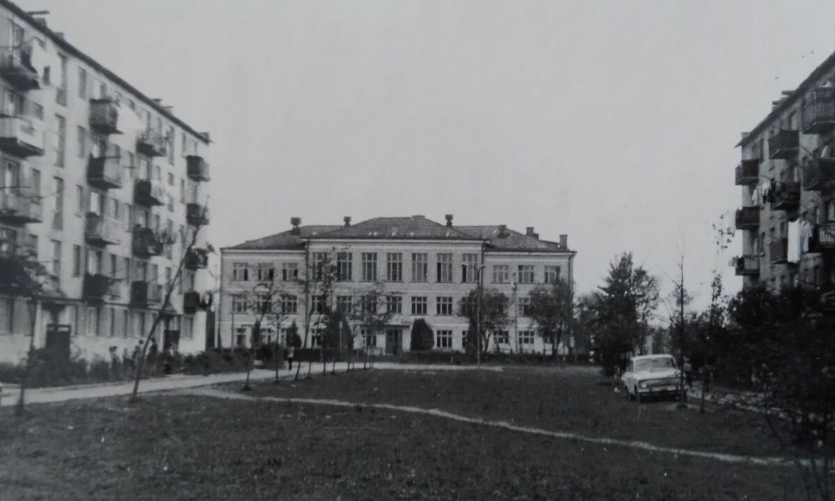 Перша школа в Жидачеві