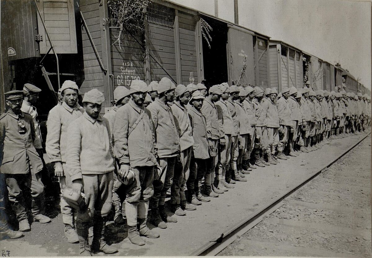 Турецькі військові в Ходорові (12-08-1916) (1)