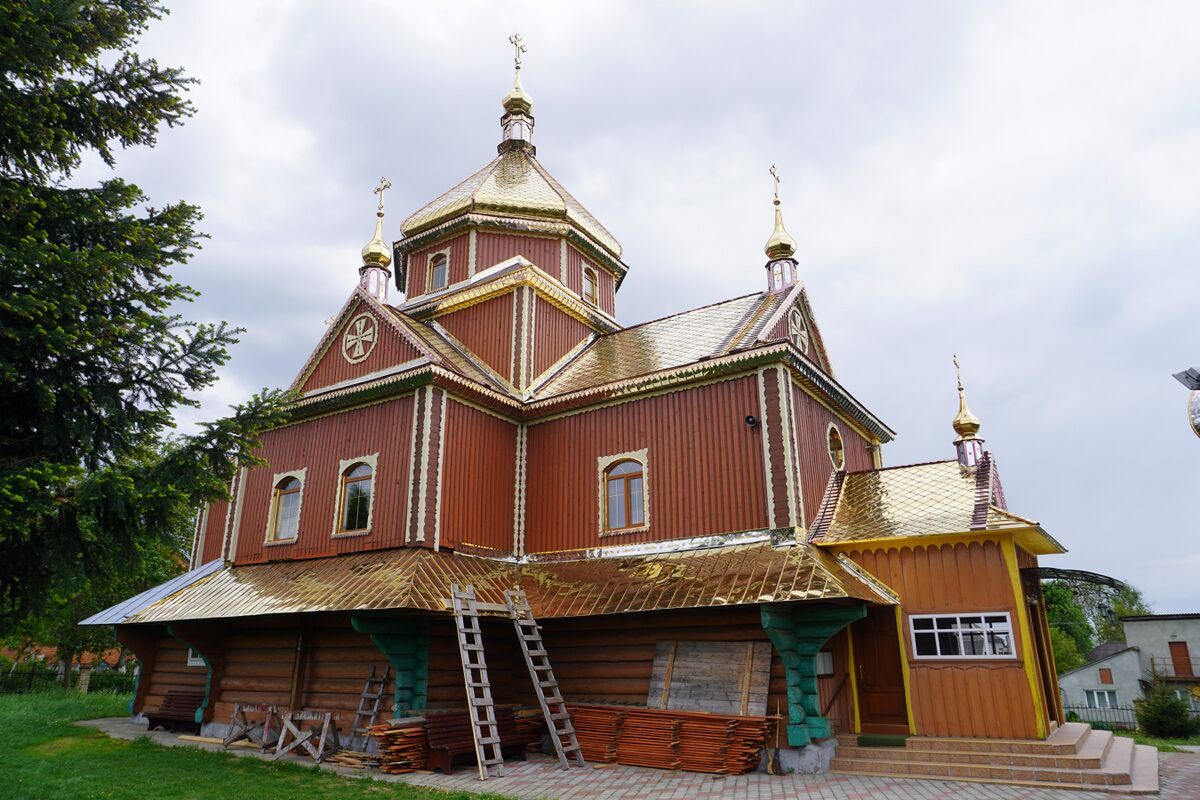 Церква Воздвиження Чесного Хреста (Кам'яне) (2)